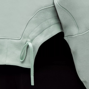 เสื้อฮู้ดผู้หญิงผ้าฟลีซเนื้อนุ่ม น้ำหนักเบา คอซิป แขนยาว ปลายโค้ง  พร้อมโลโก้ด้านหน้า สไตล์ลำลอง ขายส่งจำนวนมาก - Product Image 4