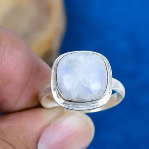 Natural Rainbow Moonstone <b>Cushion</b> Shape Gemstone <b>Ring</b> 925 Sterling Silver - Product Image 2