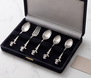 Vintage <b>Silver</b> Plated Cutlery Set with <b>Ornate</b> Handles <b>Mirror</b> Polish Stainless Steel Dinnerware For Wedding Occasions - Product Image 6
