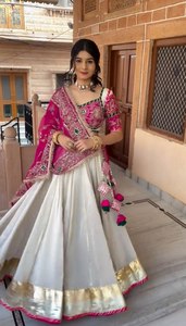 Embroidered Indian Pakistani Clothing Set Cream Pleated Skirt <b>Red</b> <b>Blouse</b> Dupatta Festive Traditional Wear - Product Image 3