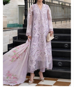 Ensemble 3 pièces rose brodé : Kurta, Palazzo et Dupatta longueur cheville – Tenue ethnique indienne et pakistanaise pour fêtes - Product Image 3