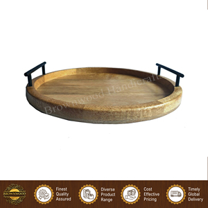Plateau de service en bois de manguier de qualité supérieure, design unique, vente en gros, personnalisable, avec poignées en métal, pour hôtel, restaurant et usage domestique - Product Image 2