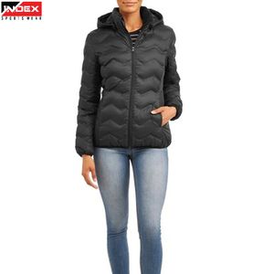 Veste matelassée de luxe pour femmes, streetwear, fabrication OEM ODM, vêtements d'extérieur personnalisés pour l'hiver - Product Image 1