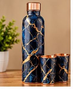 Botella de Agua Vintage de Cobre a Prueba de Fugas con 2 Tazas, Diseño de Hoja de Oro, Botella de Viaje Ecológica - Product Image 4