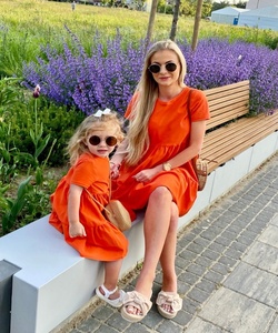 Merry Pretty-Mini tenue à volants, confortable et facile à porter, fabriquée en coton doux, Orange, maman & Me, nouvelle collection - Product Image 1