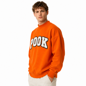 เสื้อสเวตเชิ้ตคอเต่าผ้าฝ้าย 100% สำหรับผู้ชาย พร้อมปักอักษรเชนิลล์แบบกำหนดเอง ทรงหลวม โอเวอร์ไซส์ - Product Image 1