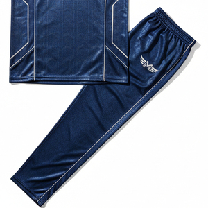 Ensemble d'uniformes de cricket professionnels personnalisés, respirants, sublimés, avec logo, nom et numéro personnalisés, équipement de match de cricket - Product Image 4