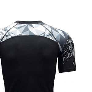 T-shirt de compression professionnel pour hommes, vêtements de sport pour la salle de sport, tissu respirant en polyester/coton, extensible et écologique - Product Image 6