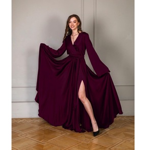 Robe longue en satin bordeaux pour femme, manches longues, col en V, fente haute, traîne fluide, élégante pour soirée, fête ou invitée de mariage - Product Image 1