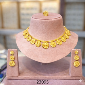 Ensemble de collier de mariage luxueux en or avec pendentif en zircon et boucles d'oreilles pendantes assorties pour femmes 23091 - Product Image 5