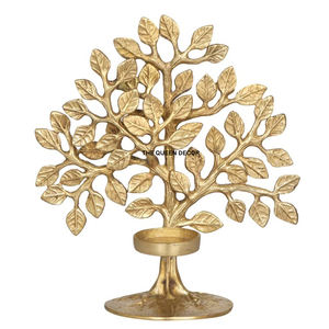 Candelabro Decorativo de Metal con Diseño de Palmera Dorada, Forma Única, Decoración para Bodas y Hogar - Product Image 4