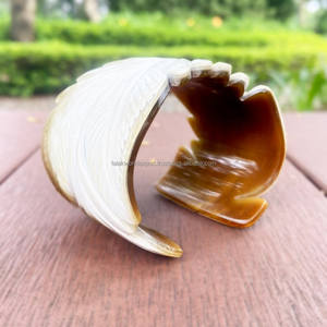 Top Tendance Buffalo Ox Corne Manchette Bracelet Main Bijoux pour Mode Durable Conception Personnalisée Bracelet Filles Femme Corne Bijoux - Product Image 1