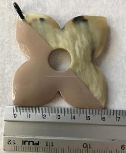 Excelente calidad 100% Artículo de lujo natural Calidad Buffalo Cuerno real Colgante Artículo hecho a mano Hecho por La India - Product Image 3