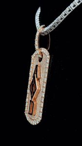 Precio de fábrica más bajo al por menor Totalmente helado Hip Hop Rose Gold Plated Jewelry 925 Silver Moissanite Diamond Tag Pendant Set - Product Image 4