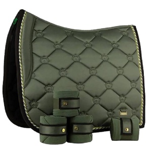 Ensemble de tapis de selle de dressage équin 2026, numnahs, couvertures pour chevaux, bandages/élastiques de polo assortis en soie matelassée par sublimation - Product Image 1