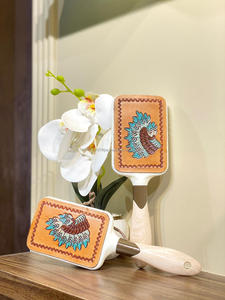 Cepillo de pelo de cuero grabado hecho a mano Real de estilo occidental, peine de viaje, cepillo de pelo de tocador turquesa de estilo occidental de alta calidad - Product Image 2