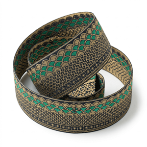 Cinta Jacquard de 50 mm de Neelkamal Industries con Zari Dorado y Patrón de Conchas Verdes, Lazos Decorativos Tejidos y Manualidades Festivas - Product Image 2