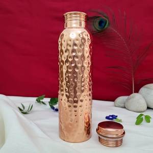 Bouteille d'eau en cuivre pur, finition martelée, design vintage, portable, pour les voyages, couvercles inclus - Product Image 3