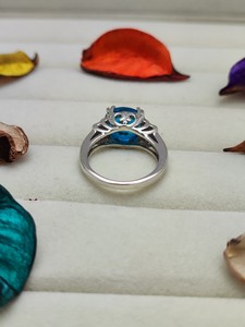 Anillo de Cuarzo Celestial Paraiba, Joyería Artística con Gema Natural Única, Anillo de Cóctel Hecho a Mano, Regalo para Mujer - Product Image 2