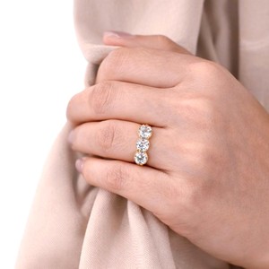 10K 14K 18K Solid Gold <b>Cushion</b> Cut Lab Grown Diamond Ring Engagement Ring Three Stone Diamond Ring Bezel Setting Bridal Jewelry - Product Image 6