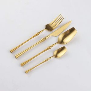 Assortiment de couverts de luxe dorés et argentés, durables, de qualité alimentaire, pour la décoration de mariages, restaurants et banquets - Product Image 3