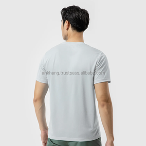 เสื้อยืดเจอร์ซีย์ทรงสปอร์ตผู้ชาย โพลีเอสเตอร์ 100% น้ำหนัก 180 กรัม ทรงเข้ารูป ลายเรียบ แขนสั้น - Product Image 2