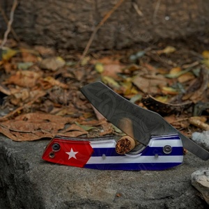 Navaja de Bolsillo con Bandera Cubana, Hoja de Acero Inoxidable, Herramienta de Corte Multiusos, Borde Liso y Duradero - Product Image 2