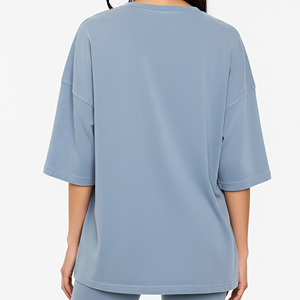 เสื้อยืดโอเวอร์ไซส์ผู้หญิง สีพื้น คอกลม แขนสามส่วน ทรงหลวม ผ้าฝ้าย 100% ระบายอากาศได้ดี ใส่ได้ทุกฤดู - Product Image 2