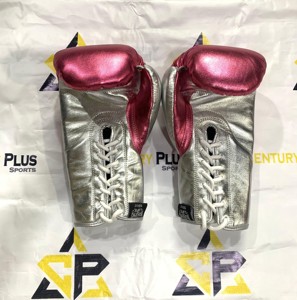 ถุงมือชกมวยหนังวัวแท้สีชมพูเมทัลลิกและสีเงินแบบผูกเชือก ผลิตตามสั่ง OEM รุ่น CP-BG-275 ไม่มีลาย "Boxing"  ไม่มีลาย "Life" สำหรับฝึกซ้อม - Product Image 5