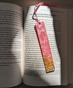 Marcadores de Libros de Resina Hechos a Mano al por Mayor, Marcadores de Páginas Decorativos Personalizados, Accesorios de Lectura de Resina Coloridos para Librerías, Regalos - Product Image 6