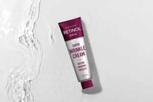 Crema Facial Antiarrugas con Retinol 500 UI y Pantenol, Fórmula Densa en Tubo para Elasticidad, Hidratación y Reafirmación - Product Image 3