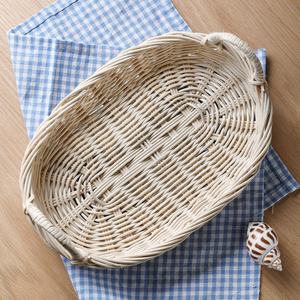 ถาดเสิร์ฟหวายรูปไข่ทอมือพร้อมหูจับ - ตะกร้าขนมปังหวายธรรมชาติสำหรับห้องครัว จัดแสดงผลไม้ และอาหารเช้าบนเตียง - Product Image 2