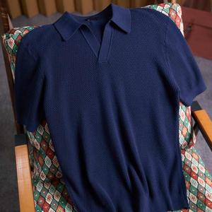 เสื้อโปโลแขนสั้นผู้ชายสีกรมท่า ผ้าถัก ทรงลำลอง สีพื้น ระบายอากาศได้ดี ผ้าฝ้ายทรงปกติ - Product Image 4