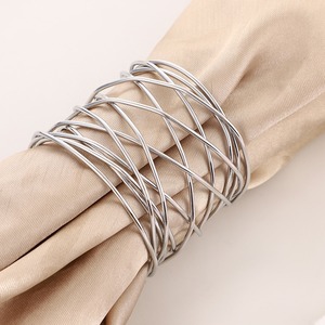 Elegante y Duradero Juego de Anillos para Servilletas de Aluminio Ecológico, Accesorio Moderno para la Mesa, Ideal para Restaurantes, Bodas, Banquetes y Cenas en Casa - Product Image 4