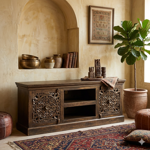 Meuble TV en bois massif avec panneaux sculptés, design antique, style méditerranéen, meuble de salon avec rangement pour téléviseurs de 65 pouces et plus - Product Image 1