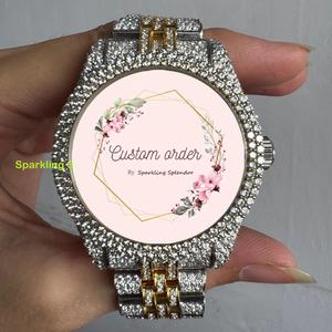 Montre personnalisable pour homme sertie de diamants Moissanite, en acier inoxydable doré, bracelet de 20 mm, montre de luxe tendance Hip Hop pour soirée - Product Image 1