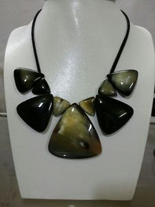 Collar con Colgante de Cuerno Natural Estilo Bohemio, Conjunto de Joyería con Cadena de Resina Acrílica para Mujer, Accesorio de Moda Estilo Vintage - Product Image 3