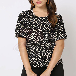 T-shirt imprimé pour femme en tissu doux, vêtement décontracté pour l'été, mode et confort quotidien, imprimé tendance pour femme - Product Image 1