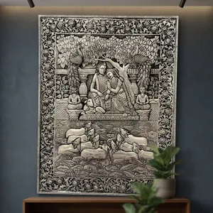 Pinturas Verticales Hechas a Mano de Arte Decorativo en Plata con Grabado Fino de Radha Krishna con Vacas en el Estanque de Loto - Product Image 3