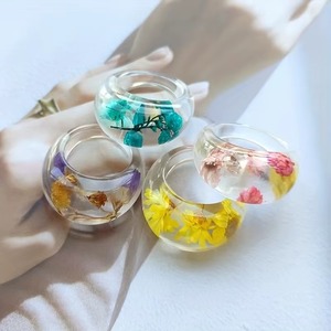 Accesorio de Moda Hecho a Mano para Mujer, Anillo de Ángel con Flor de Resina, Joyería Transparente de Epoxi - Product Image 6