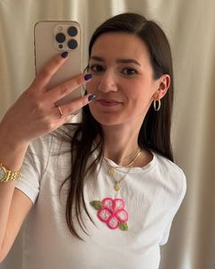 Débardeur de luxe fait main pour femme avec broderie détaillée, perles de qualité supérieure et un look moderne et élégant - Product Image 6