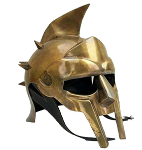 Casco de acero liso con protector facial puntiagudo, ranura de visión horizontal y orificios de ventilación dispersos. Disponible al por mayor. - Product Image 2