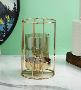 Elegante candelabro cilíndrico de metal dorado - Product Image 3