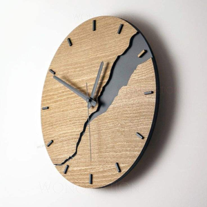 Horloge murale carrée rustique en bois, style Art Déco ferme, design portrait antique, mouvement silencieux à quartz, décoration intérieure pour salon - Product Image 4