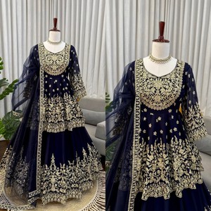 Conjunto de Lehenga VASTRA COTTAGE en Georgette con Lentejuelas y Bordados, Top de Diseñador, Lehenga y Dupatta Cosidos, para Bodas y Fiestas - Product Image 5