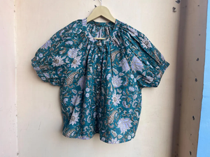 Blusa de Verano para Mujer, Estampada a Mano, Informal, de Algodón, con Bordado Floral y Botones, Corta - Product Image 2