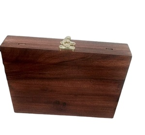 Sacs à main en bois faits à la main comme idées de cadeaux parfaites pour elle, un look élégant, pour les mariées qui recherchent un style différent à bas prix - Product Image 1