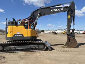 Excavadora de cadenas Volvo ECR 235 D de alta eficiencia con sistema hidráulico HYDAC, motor y caja de cambios con control PLC, garantía de más de 5 años - Product Image 4