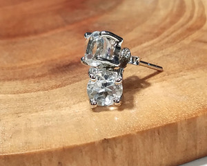 Pendientes de Piedras Preciosas de Cuarzo Cristal, Plata de Ley 925, Corte Redondo, Diseño Minimalista, Unisex, Elegante - Product Image 5
