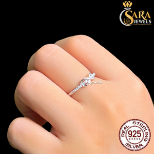 Anillo de Diamantes en Oferta, Plata de Ley 925, Anillo de Compromiso para Mujer, Estilo Clásico, Disponible para la Venta - Product Image 2